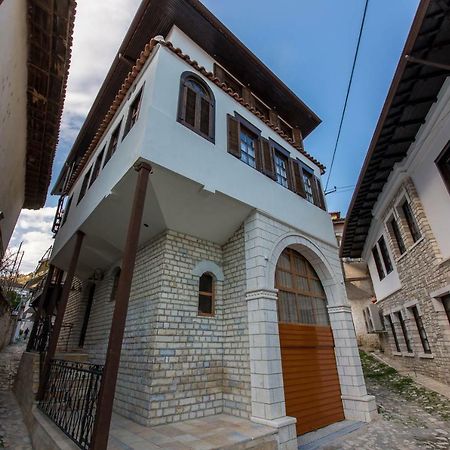 Heraklis Hotel Berat Extérieur photo