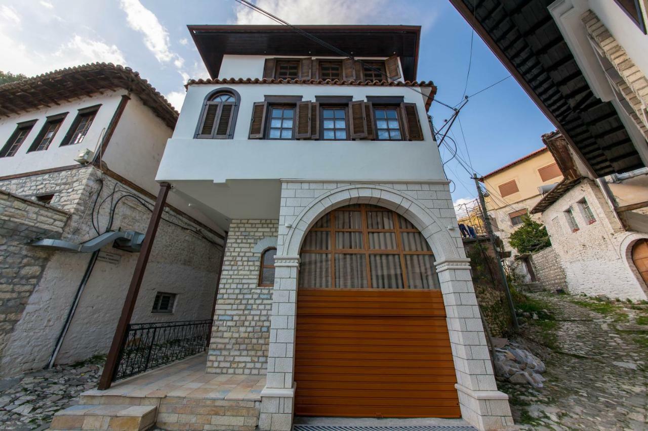 Heraklis Hotel Berat Extérieur photo